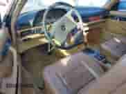 1984 Mercedes-Benz 500 с VIN WDBCA44A8EA029413, выставлен на аукционе Copart как лот 83203374 с пробегом 157 589 миль миль и Чистый • Clean title. История ставок и продаж доступна на DreamBid. Изображение 8.