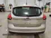 2015 Ford Focus SE z VIN 1FADP3K24FL201491, wystawiony jako Copart lot #82738265 z przebiegiem 182 371 mil mil oraz Szkoda całkowita • Salvage title. Historia ofert i sprzedaży dostępna na DreamBid. Obrazek 6.