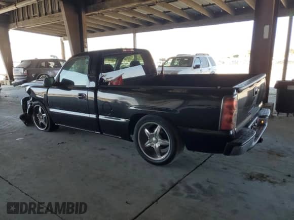 2006 Chevrolet Silverado 1500 Work Truck с VIN 1GCEC14V26Z133405, выставлен на аукционе Copart как лот 68548305 с пробегом 73 598 миль миль и Списание • Salvage title. История ставок и продаж доступна на DreamBid. Изображение 2.
