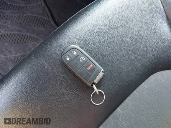 2017 Jeep Compass Trailhawk с VIN 3C4NJDDB0HT624241, выставлен на аукционе IAAI как лот 43318185 с пробегом 80 440 миль миль и . История ставок и продаж доступна на DreamBid. Изображение 11.