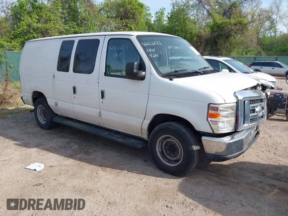 2009 Ford Econoline Cargo Commercial с VIN 1FTNE24W89DA31505, выставлен на аукционе IAAI как лот 42066233 с пробегом 267 327 миль миль и . История ставок и продаж доступна на DreamBid. Изображение 1.