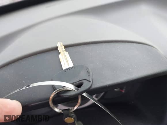 2007 Hyundai Tucson GLS with VIN KM8JM72BX7U574166, listed as a IAAI auction lot 42650732 with 149,364 mi miles and . Bid and sale history available at DreamBid. Image 11.