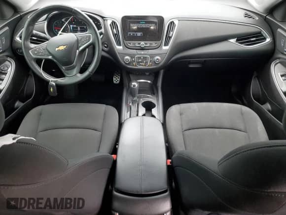 2016 Chevrolet Malibu LT z VIN 1G1ZE5ST3GF266500, wystawiony jako Copart lot #84473465 z przebiegiem 126 027 mil mil oraz Szkoda całkowita • Salvage title. Historia ofert i sprzedaży dostępna na DreamBid. Obrazek 8.