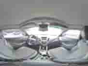 2014 Hyundai Veloster z VIN KMHTC6ADXEU216720, wystawiony jako Copart lot #67971295 z przebiegiem 81 777 mil mil oraz Szkoda całkowita • Salvage title. Historia ofert i sprzedaży dostępna na DreamBid. Obrazek 14.