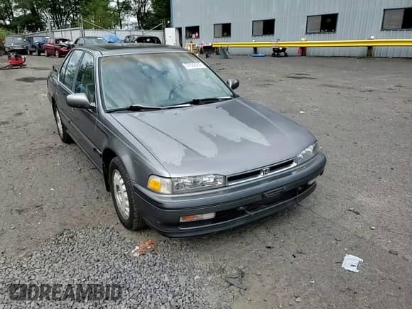 1990 Honda Accord EX z VIN JHMCB7563LC072616, wystawiony jako Copart lot #67892284 z przebiegiem 218 918 mil mil oraz Szkoda całkowita • Salvage title. Historia ofert i sprzedaży dostępna na DreamBid. Obrazek 10.