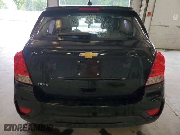 2017 Chevrolet Trax LS with VIN 3GNCJKSBXHL152748, listed as a Copart auction lot 80326595 with 137,942 mi miles and Salvage title. Bid and sale history available at DreamBid. Image 6.
