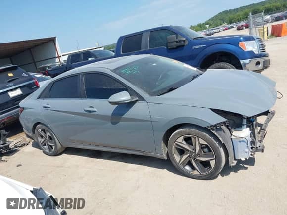 2021 Hyundai Elantra Limited с VIN KMHLN4AJ8MU006510, выставлен на аукционе IAAI как лот 43033092 с пробегом 62 705 миль миль и . История ставок и продаж доступна на DreamBid. Изображение 13.