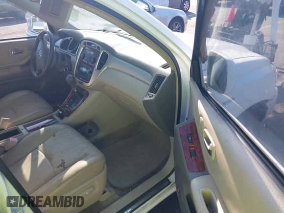 2005 Toyota Highlander with VIN JTEEP21A650123129, listed as a IAAI auction lot 43197225 with 279,351 mi miles and . Bid and sale history available at DreamBid. Image 5.