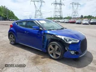 2013 Hyundai Veloster Turbo с VIN KMHTC6AE5DU095540, выставлен на аукционе IAAI как лот 42302375 с пробегом 97 401 миль миль и . История ставок и продаж доступна на DreamBid. Изображение 1.