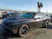 2019 Dodge Challenger SXT с VIN 2C3CDZAG5KH501261, выставлен на аукционе Copart как лот 82255865 с пробегом 119 269 миль миль и Списание • Salvage title. История ставок и продаж доступна на DreamBid. Изображение 1.