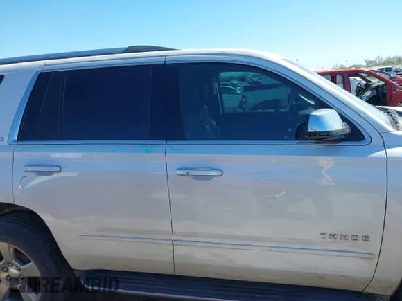 2016 Chevrolet Tahoe LTZ с VIN 1GNSCCKC1GR404754, выставлен на аукционе IAAI как лот 41831879 с пробегом 139 681 миль миль и . История ставок и продаж доступна на DreamBid. Изображение 13.