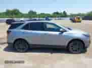 2024 Chevrolet Equinox RS z VIN 3GNAXWEG2RS113552, wystawiony jako IAAI lot #42663618 z przebiegiem 7 193 mil mil oraz . Historia ofert i sprzedaży dostępna na DreamBid. Obrazek 13.