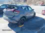 2021 Nissan Kicks SR z VIN 3N1CP5DV2ML556768, wystawiony jako IAAI lot #42842976 z przebiegiem 33 019 mil mil oraz . Historia ofert i sprzedaży dostępna na DreamBid. Obrazek 4.