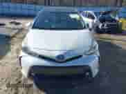 2015 Toyota Prius Two z VIN JTDZN3EU9FJ020966, wystawiony jako IAAI lot #41294359 z przebiegiem 102 875 mil mil oraz . Historia ofert i sprzedaży dostępna na DreamBid. Obrazek 12.