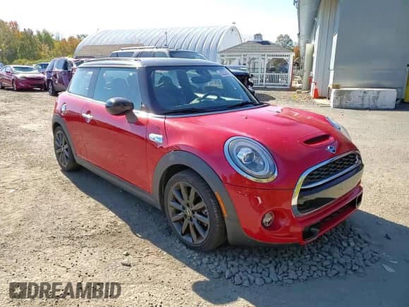 2020 MINI Hardtop Cooper S с VIN WMWXR5C0XL2L62288, выставлен на аукционе Copart как лот 82523175 с пробегом 12 801 миль миль и Списание • Salvage title. История ставок и продаж доступна на DreamBid. Изображение 14.