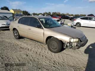 2005 Chevrolet Malibu Classic z VIN 1G1ND52F95M165353, wystawiony jako Copart lot #71995275 z przebiegiem 202 996 mil mil oraz Szkoda całkowita • Salvage title. Historia ofert i sprzedaży dostępna na DreamBid. Obrazek 4.