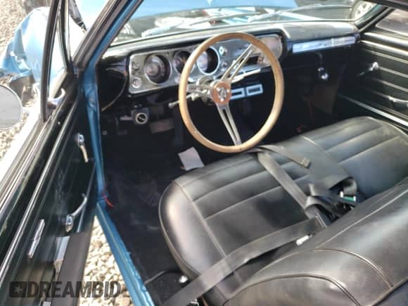 1965 Chevrolet Malibu с VIN 136675Z157617, выставлен на аукционе Copart как лот 71001674 с пробегом 261 639 миль миль и Списание • Salvage title. История ставок и продаж доступна на DreamBid. Изображение 8.