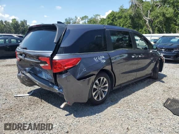 2021 Honda Odyssey EX-L with VIN 5FNRL6H71MB037634, listed as a Copart auction lot 67275945 with 45,513 mi miles and Salvage title. Bid and sale history available at DreamBid. Image 3.