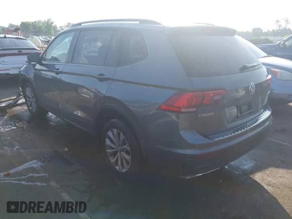 2019 Volkswagen Tiguan S с VIN 3VV0B7AX9KM111985, выставлен на аукционе IAAI как лот 42429957 с пробегом 88 015 миль миль и . История ставок и продаж доступна на DreamBid. Изображение 3.