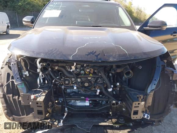 2025 Ford Explorer Platinum z VIN 1FMWK8HCXSGA72671, wystawiony jako IAAI lot #43292145 z przebiegiem 7 504 mil mil oraz . Historia ofert i sprzedaży dostępna na DreamBid. Obrazek 6.