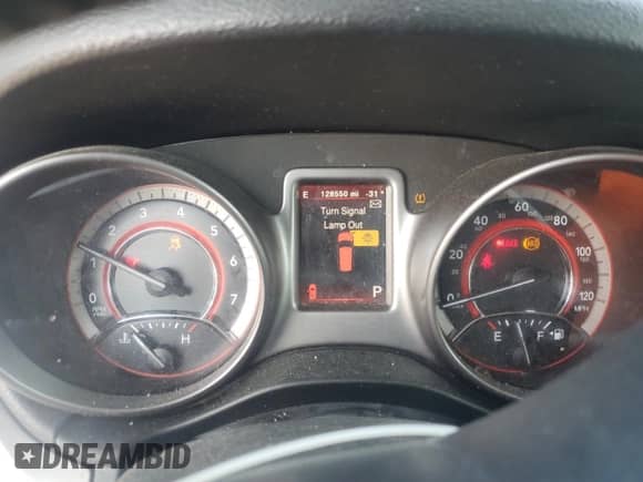2017 Dodge Journey Crossroad Plus with VIN 3C4PDCGG6HT536179, listed as a Copart auction lot 58427575 with 128,550 mi miles and Salvage title. Bid and sale history available at DreamBid. Image 9.