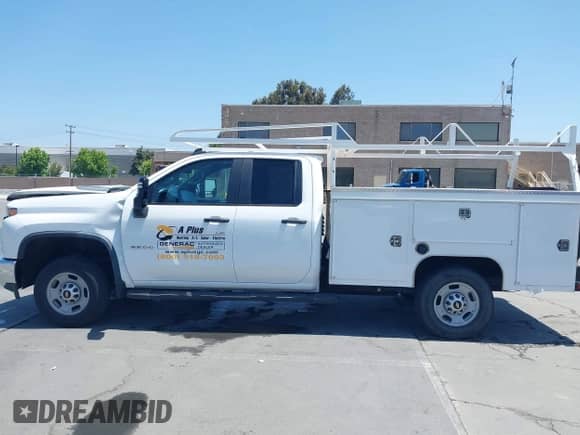 2021 Chevrolet Silverado 2500HD Work Truck with VIN 1GB2WLE74MF172828, listed as a IAAI auction lot 42407769 with 24,531 mi miles and . Bid and sale history available at DreamBid. Image 15.