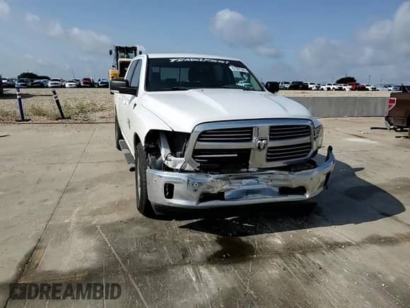 2019 Ram 1500 Big Horn z VIN 1C6RR6LT9KS572754, wystawiony jako Copart lot #61597355 z przebiegiem 105 066 mil mil oraz Szkoda całkowita • Salvage title. Historia ofert i sprzedaży dostępna na DreamBid. Obrazek 13.