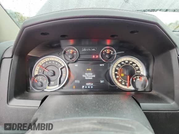 2018 Ram 1500 Laramie z VIN 1C6RR7NT4JS194831, wystawiony jako Copart lot #86239015 z przebiegiem 106 276 mil mil oraz Szkoda całkowita • Salvage title. Historia ofert i sprzedaży dostępna na DreamBid. Obrazek 9.