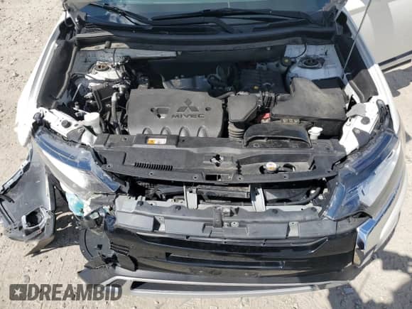 2020 Mitsubishi Outlander ES с VIN JA4AZ3A30LZ028041, выставлен на аукционе Copart как лот 70890665 с пробегом 113 045 миль миль и Списание • Salvage title. История ставок и продаж доступна на DreamBid. Изображение 12.