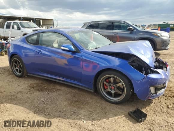 2010 Hyundai Genesis Coupe с VIN KMHHU6KHXAU006990, выставлен на аукционе Copart как лот 81899115 с пробегом 134 624 миль миль и Списание • Salvage title. История ставок и продаж доступна на DreamBid. Изображение 4.
