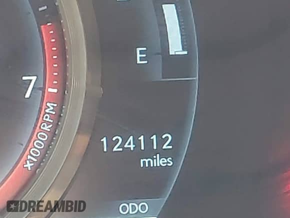 2016 Lexus RC 300 F Sport z VIN JTHSM5BC9G5000804, wystawiony jako IAAI lot #41692220 z przebiegiem 124 112 mil mil oraz . Historia ofert i sprzedaży dostępna na DreamBid. Obrazek 15.