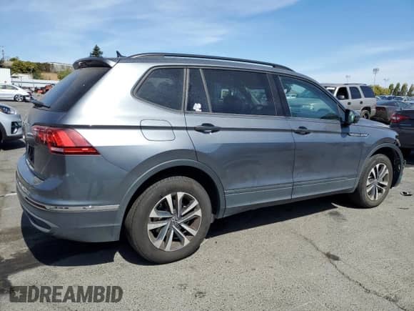 2022 Volkswagen Tiguan S с VIN 3VV1B7AX6NM028152, выставлен на аукционе Copart как лот 71527025 с пробегом 57 466 миль миль и Списание • Salvage title. История ставок и продаж доступна на DreamBid. Изображение 3.