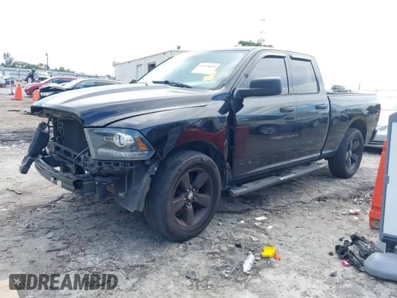 2014 Ram 1500 Express z VIN 1C6RR6FT8ES113103, wystawiony jako IAAI lot #43118869 z przebiegiem 170 043 mil mil oraz . Historia ofert i sprzedaży dostępna na DreamBid. Obrazek 2.