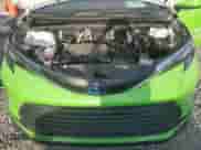 2024 Toyota Sienna LE z VIN 5TDKRKEC2RS202913, wystawiony jako Copart lot #48065035 z przebiegiem Nie podano mil oraz Szkoda całkowita • Salvage title. Historia ofert i sprzedaży dostępna na DreamBid. Obrazek 12.