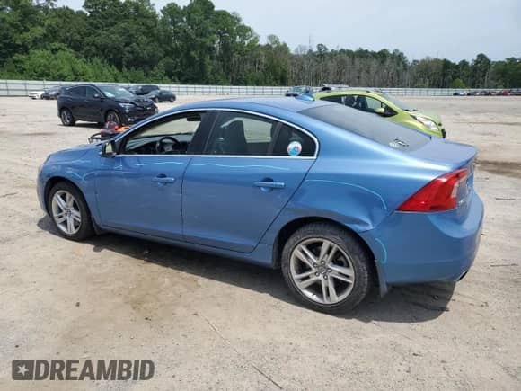 2014 Volvo S60 T5 with VIN YV1612FS8E1291452, listed as a Copart auction lot 67219915 with 90,378 mi miles and Salvage title. Bid and sale history available at DreamBid. Image 2.