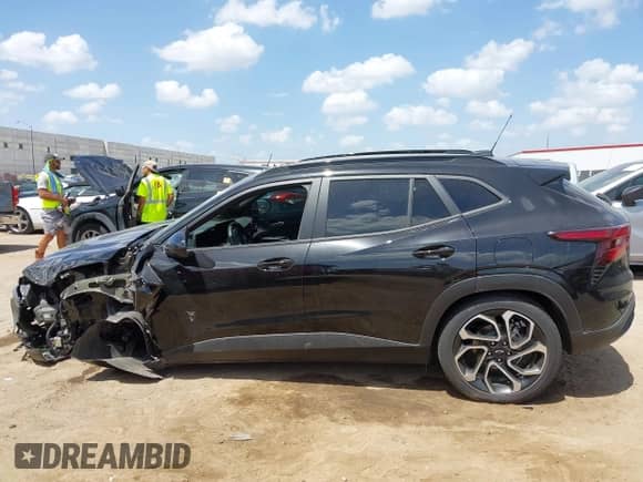 2025 Chevrolet Trax 2RS с VIN KL77LJEP2SC019620, выставлен на аукционе IAAI как лот 42859074 с пробегом 30 055 миль миль и . История ставок и продаж доступна на DreamBid. Изображение 15.