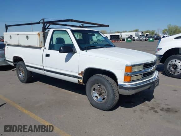 1997 Chevrolet Silverado 2500 with VIN 1GCGC24R6VZ143189, listed as a IAAI auction lot 42096237 with 253,471 mi miles and . Bid and sale history available at DreamBid. Image 1.