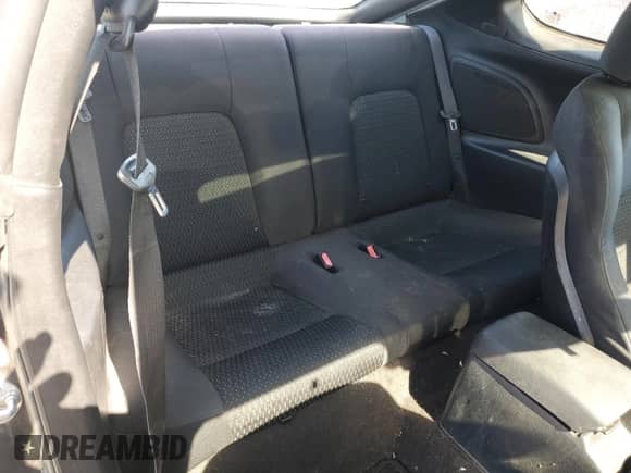 2008 Hyundai Tiburon GS с VIN KMHHM66DX8U265397, выставлен на аукционе Copart как лот 65239165 с пробегом 163 072 миль миль и Списание • Salvage title. История ставок и продаж доступна на DreamBid. Изображение 10.