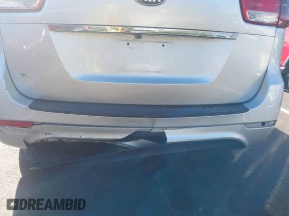 2016 Kia Sedona L с VIN KNDMA5C12G6183103, выставлен на аукционе IAAI как лот 43128348 с пробегом 97 069 миль миль и . История ставок и продаж доступна на DreamBid. Изображение 6.