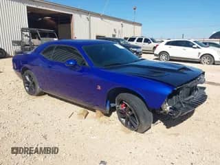 2019 Dodge Challenger R/T Scat Pack z VIN 2C3CDZFJXKH625661, wystawiony jako IAAI lot #43440616 z przebiegiem 57 047 mil mil oraz . Historia ofert i sprzedaży dostępna na DreamBid. Obrazek 1.