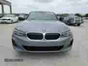 2023 BMW 3 Series 330i z VIN 3MW69FF09P8D49889, wystawiony jako Copart lot #57642005 z przebiegiem 38 249 mil mil oraz Szkoda całkowita • Salvage title. Historia ofert i sprzedaży dostępna na DreamBid. Obrazek 5.