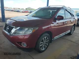 2013 Nissan Pathfinder S with VIN 5N1AR2MN7DC615852, listed as a Copart auction lot 70406935 with 136,019 mi miles and Salvage title. Bid and sale history available at DreamBid. Image 1.