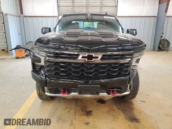 2023 Chevrolet Silverado 1500 ZR2 z VIN 3GCUDHEL0PG181209, wystawiony jako Copart lot #81284255 z przebiegiem 36 430 mil mil oraz Czysty tytuł • Clean title. Historia ofert i sprzedaży dostępna na DreamBid. Obrazek 5.