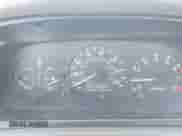 1997 Toyota Camry LE z VIN 4T1BF22KXVU915631, wystawiony jako IAAI lot #42552584 z przebiegiem 226 135 mil mil oraz . Historia ofert i sprzedaży dostępna na DreamBid. Obrazek 7.