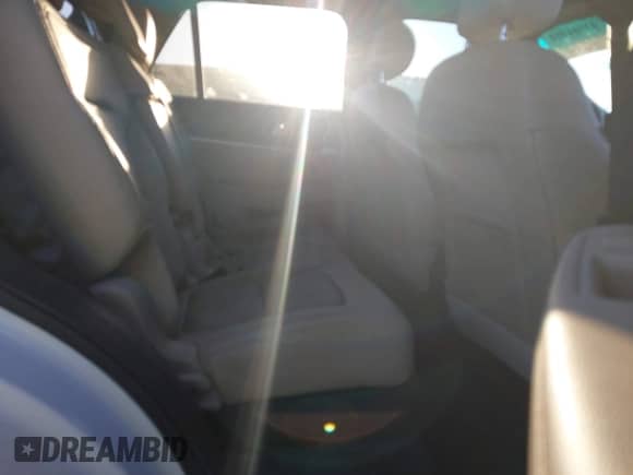 2017 Ford Explorer Limited z VIN 1FM5K7F84HGB52576, wystawiony jako IAAI lot #43584022 z przebiegiem 53 319 mil mil oraz . Historia ofert i sprzedaży dostępna na DreamBid. Obrazek 8.