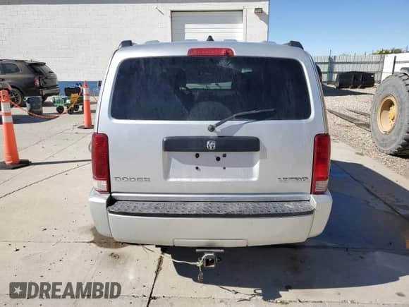 2011 Dodge Nitro Heat with VIN 1D4PU4GK2BW601396, listed as a Copart auction lot 83839545 with 200,186 mi miles and Clean title. Bid and sale history available at DreamBid. Image 6.