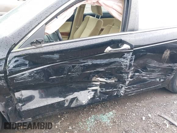 2012 Honda Accord EX с VIN 1HGCP3F70CA009778, выставлен на аукционе IAAI как лот 42705709 с пробегом 147 322 миль миль и . История ставок и продаж доступна на DreamBid. Изображение 6.