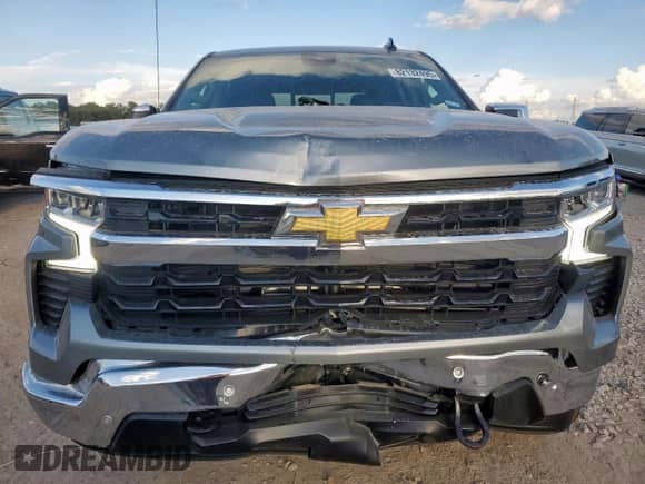 2025 Chevrolet Silverado 1500 with VIN 3GCPKDEK7SG259805, listed as a Copart auction lot 82132495 with 3,187 mi miles and Clean title. Bid and sale history available at DreamBid. Image 5.