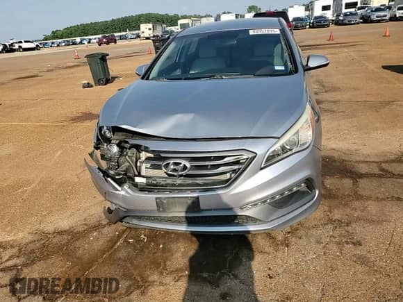 2015 Hyundai Sonata Sport z VIN 5NPE34AF9FH076822, wystawiony jako Copart lot #80957095 z przebiegiem 101 153 mil mil oraz Szkoda całkowita • Salvage title. Historia ofert i sprzedaży dostępna na DreamBid. Obrazek 13.