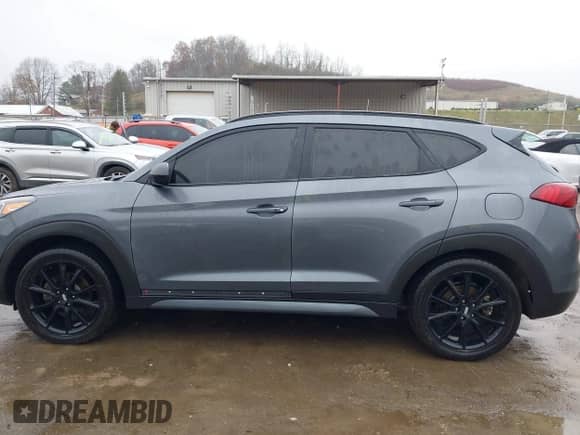 2019 Hyundai Tucson Ultimate with VIN KM8J3CAL2KU929121, listed as a IAAI auction lot 40793502 with 142,846 mi miles and . Bid and sale history available at DreamBid. Image 14.